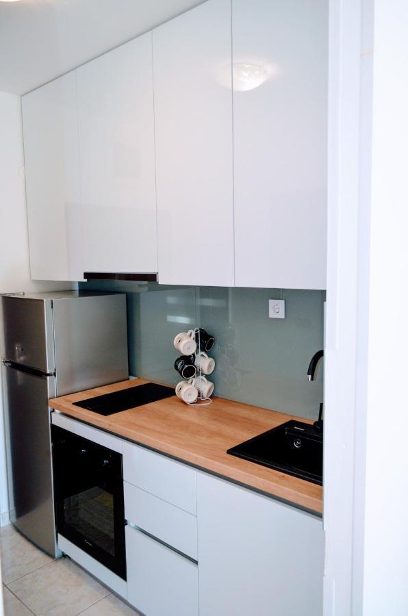Mihaela Studio Apartmans 150M Near The Beach Kastela Dış mekan fotoğraf