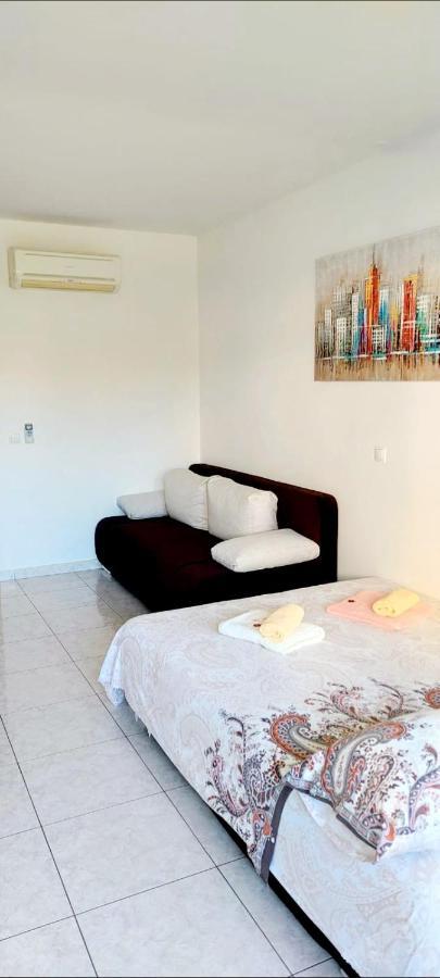 Mihaela Studio Apartmans 150M Near The Beach Kastela Dış mekan fotoğraf