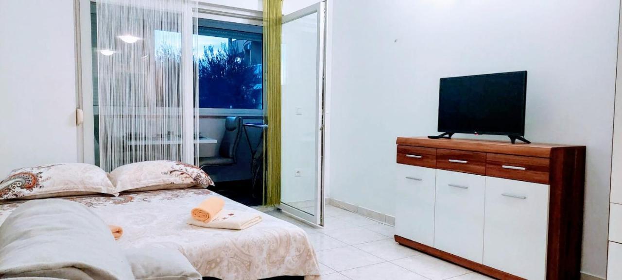 Mihaela Studio Apartmans 150M Near The Beach Kastela Dış mekan fotoğraf