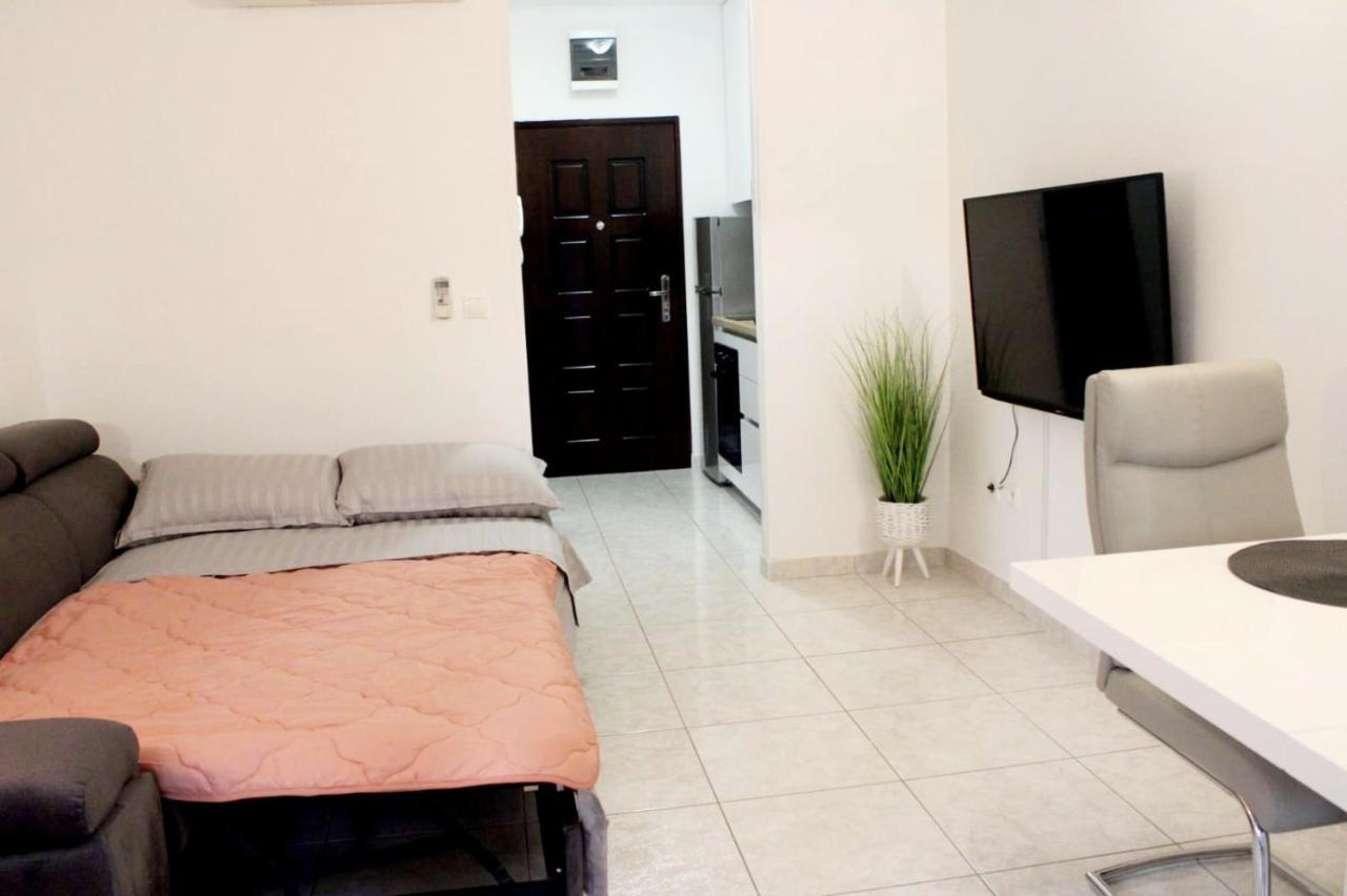 Mihaela Studio Apartmans 150M Near The Beach Kastela Dış mekan fotoğraf